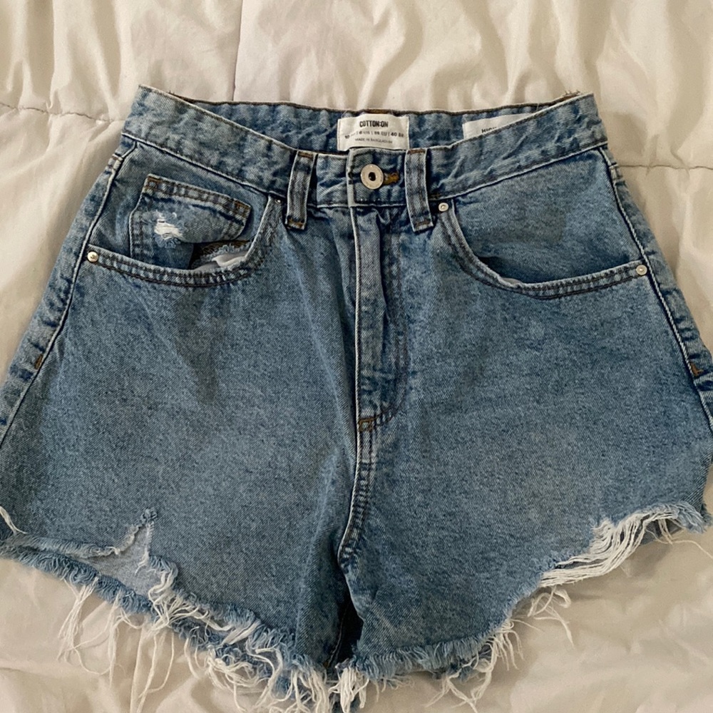 Cotton on shorts size 6